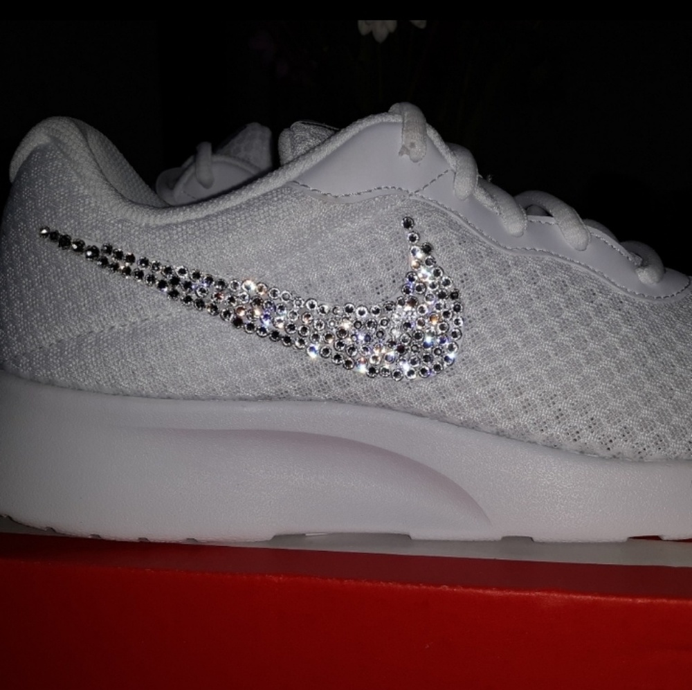 NIKE WHITE BLING TANJUN - Picture 2 of 3